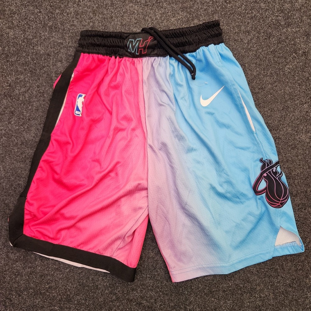 Nike Mens Medium 44 Miami Heat Nike City Edition Swingman Performance Shorts